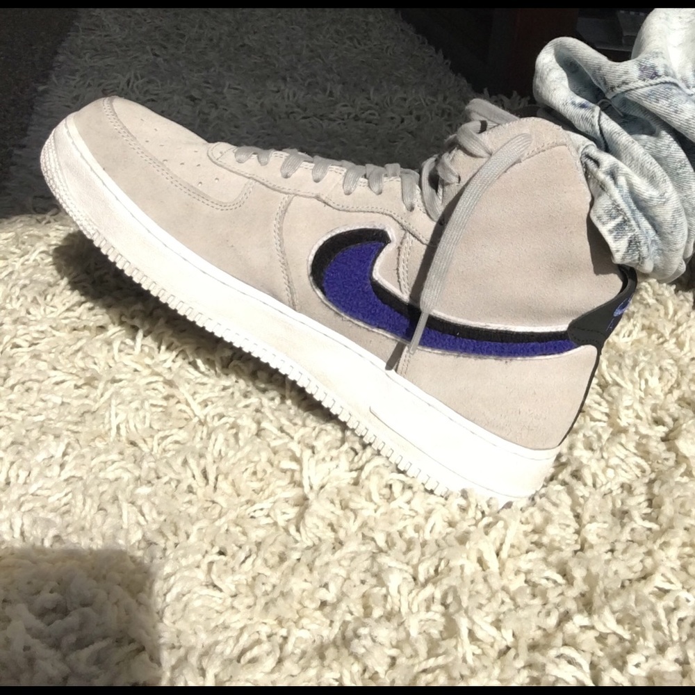 Nike Grey Hightop’s with Blue Logo